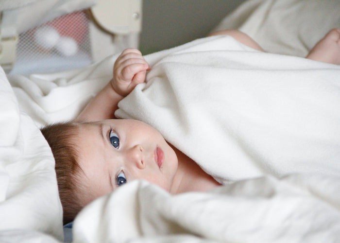 Healthy Sleep Training Tips for Months 6-12